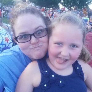 Meet your Posher, Angie